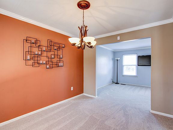 4th image of 8893 Successful Way