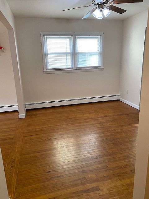 1st image of 16 Union Pl Floor 1
