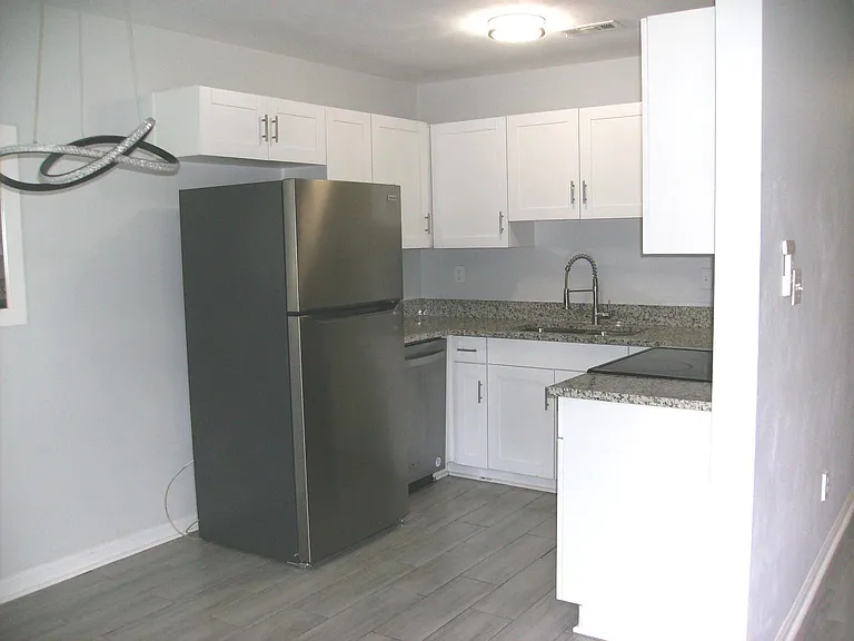 3512 Clover Meadows Dr — Photo 5