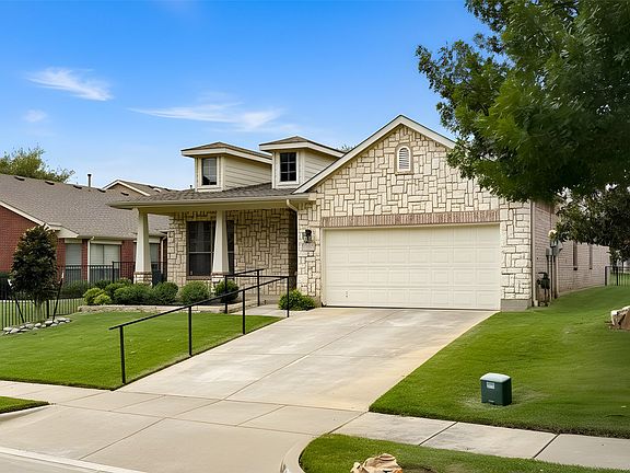 3rd image of 6820 Algarve Dr