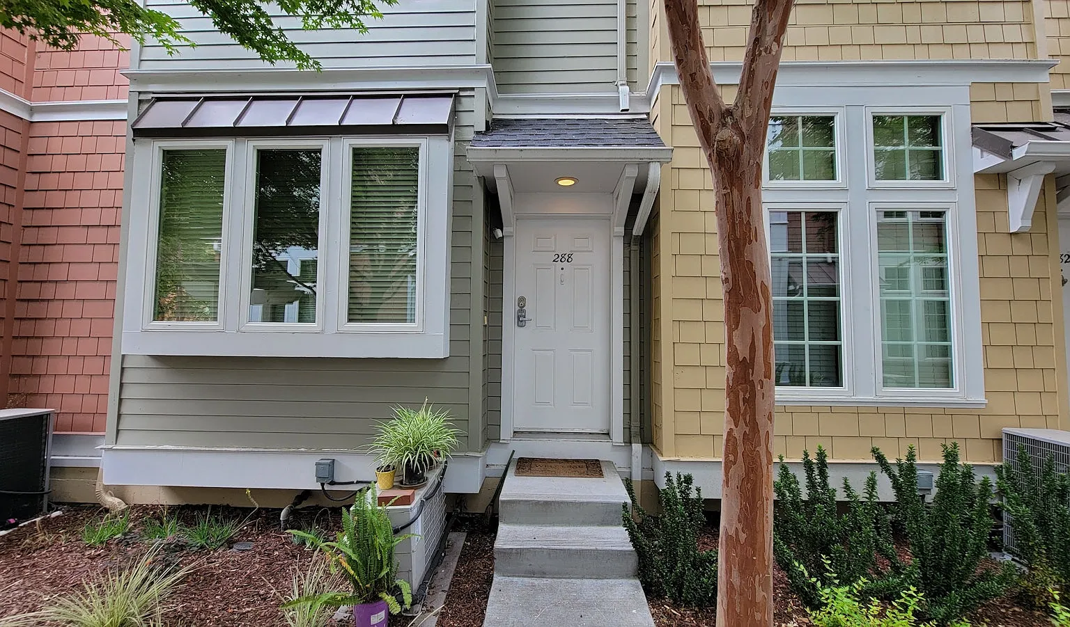 288 Kentdale Place — Photo 2