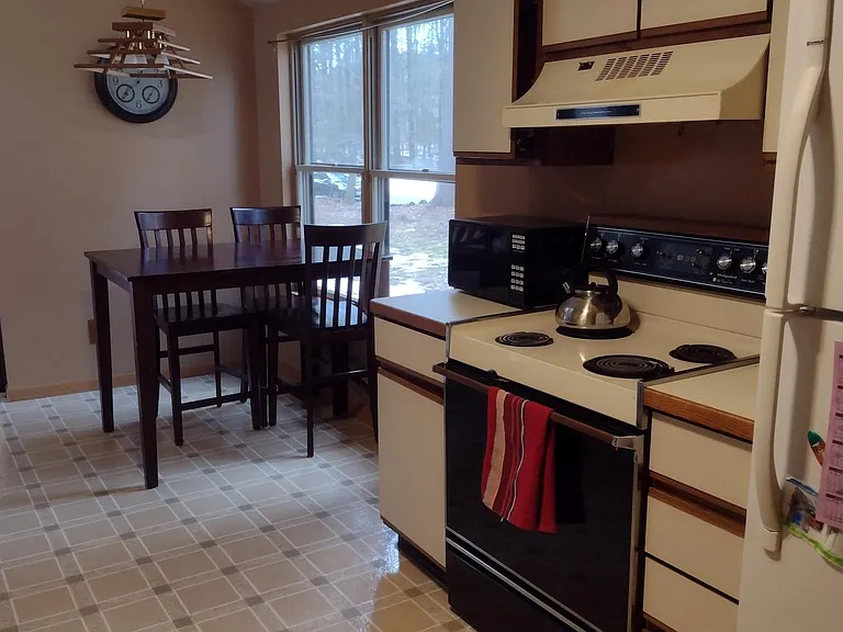 17 Sand Spurrey Rd — Photo 5