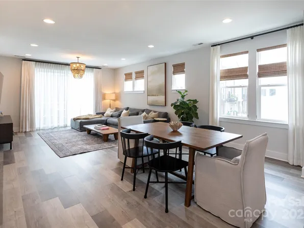 2254 Electric Ln, Charlotte, NC 28205