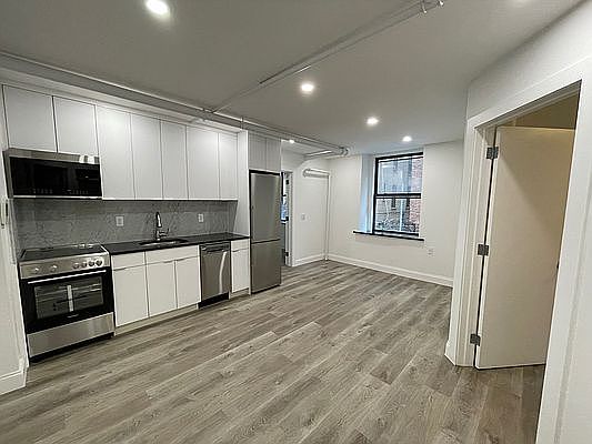 1st image of 522 W 136th St #Basement