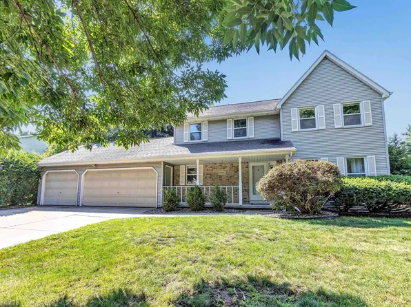 2981 Fleetwood Dr, Green Bay, WI 54313