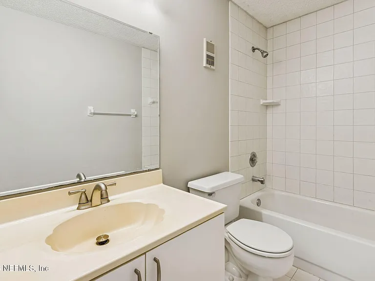 800 Ironwood Dr #834 — Photo 28