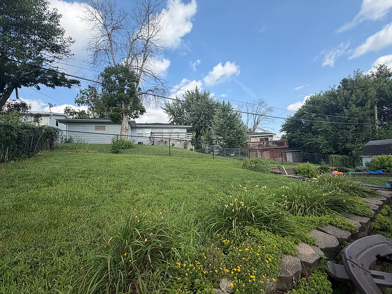 315 Shetland Dr NW — Photo 17