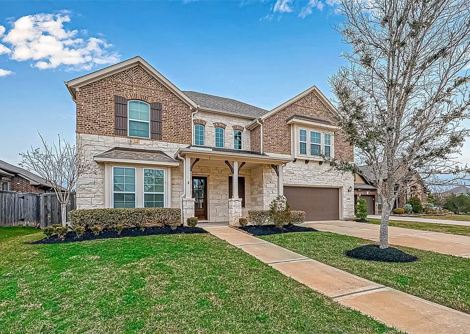1st image of 2104 Dovetail Falls Ln