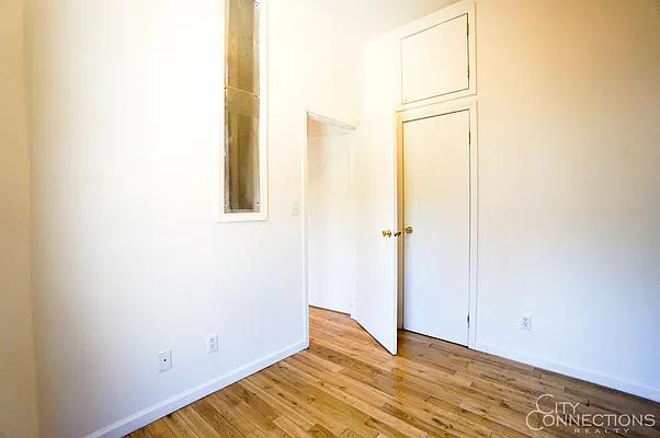 Rented by City Connections Realty | media 30