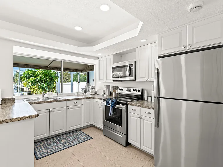 1961 NE 62nd Ct — Photo 15