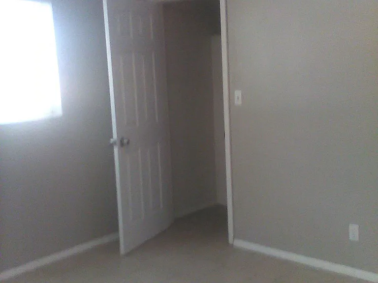 2009 N Tucker Ave — Photo 7