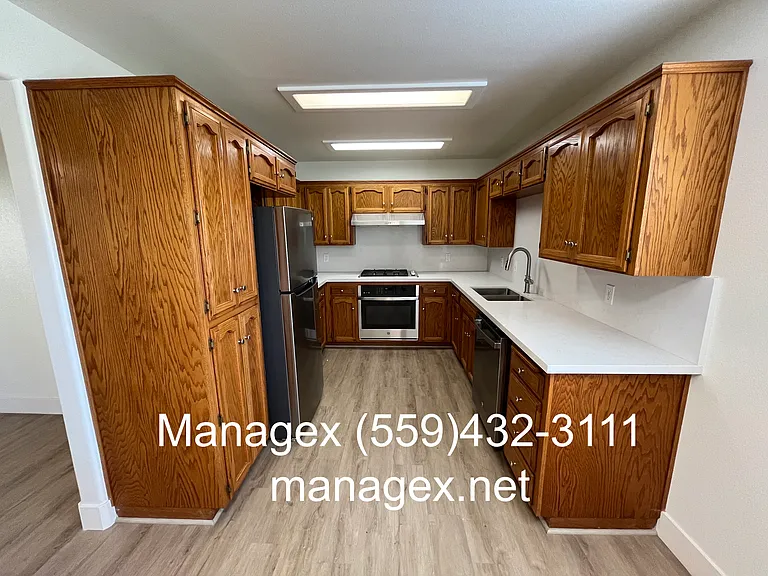 1542 E Alluvial Ave #151 — Photo 6