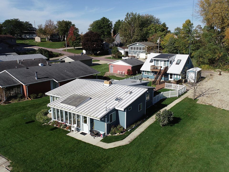 1st image of 2704 Breezy Heights Dr
