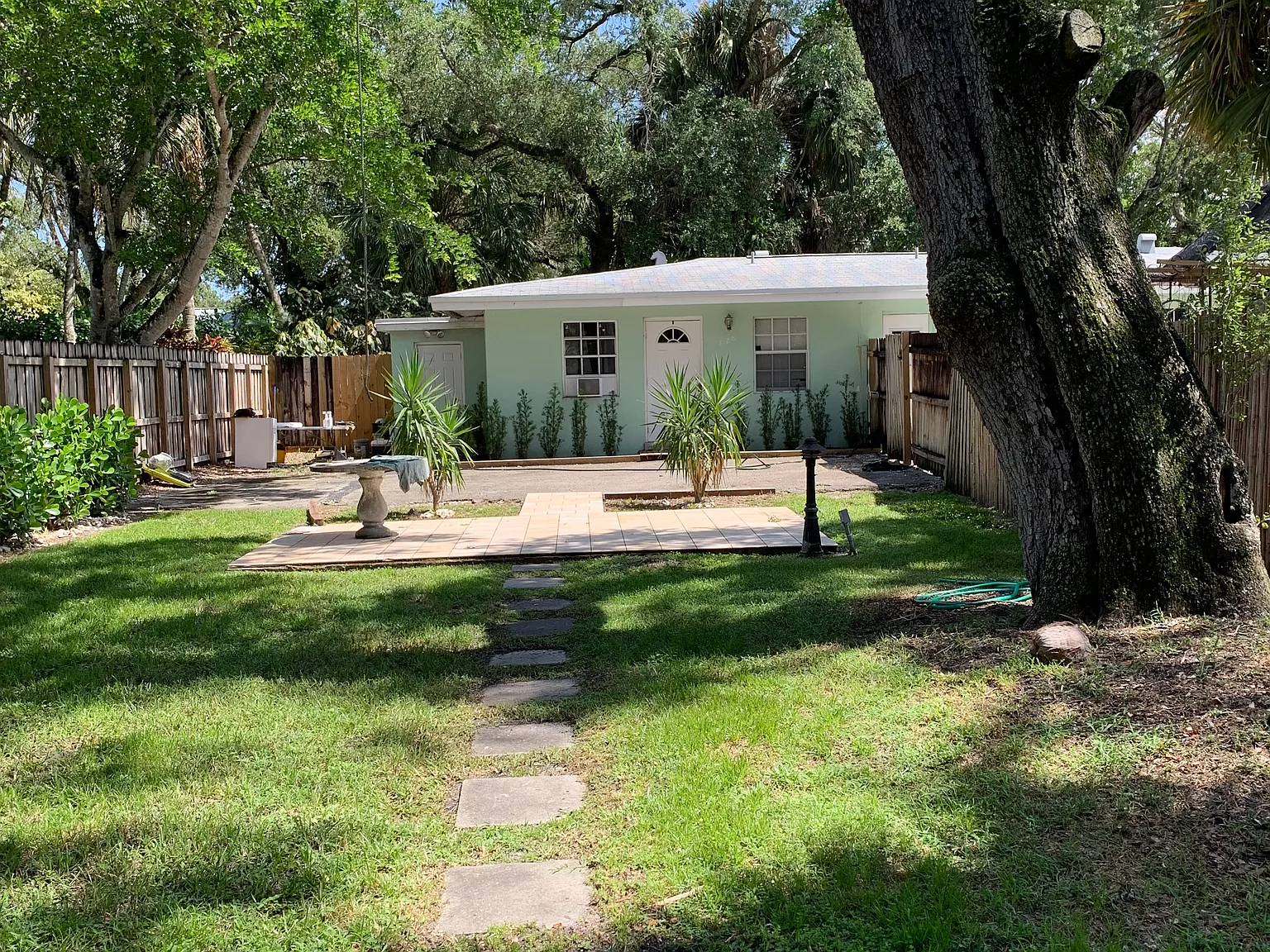 1 bed, 550 sqft, $1,700 — Photo 2