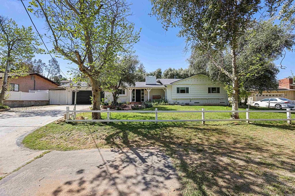 13509 E Lakeview Rd, Lakeside, CA 92040 Zillow