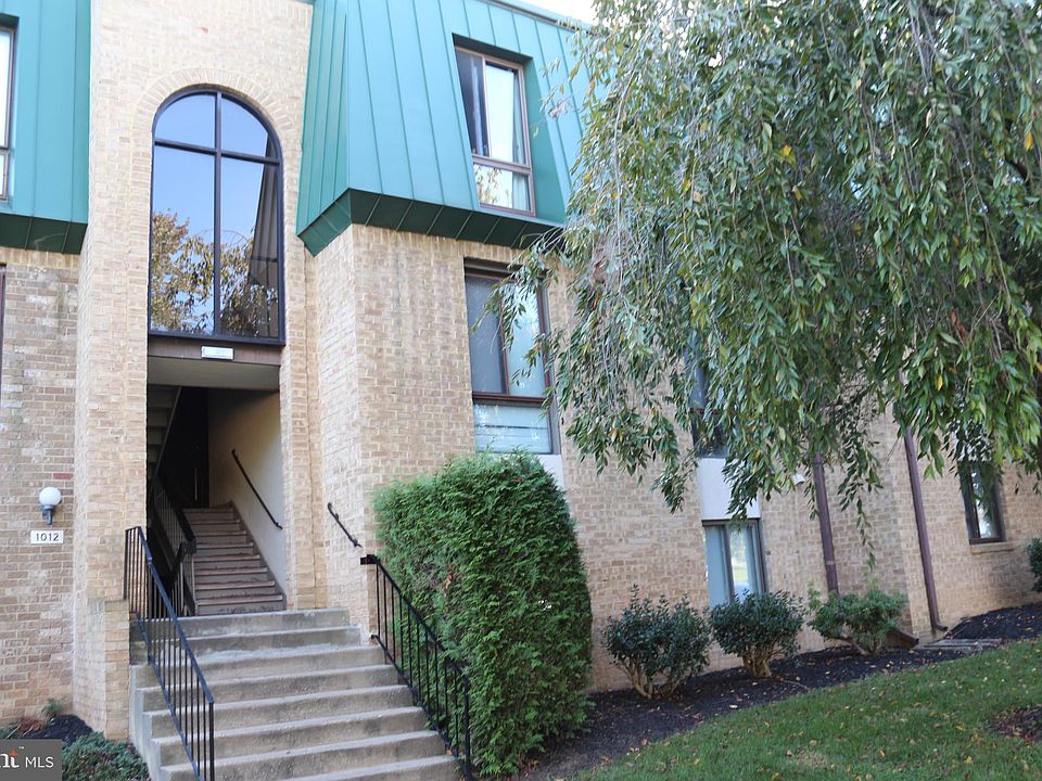1st image of 1012 Brinker Dr APT 202