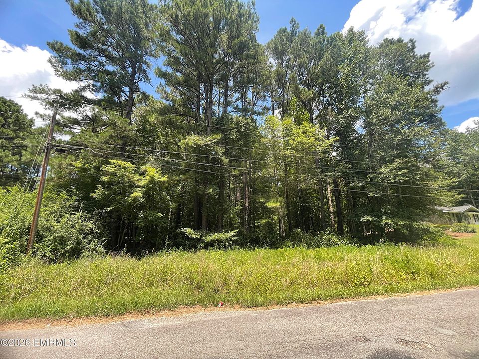 2nd image of Sandflat Rd