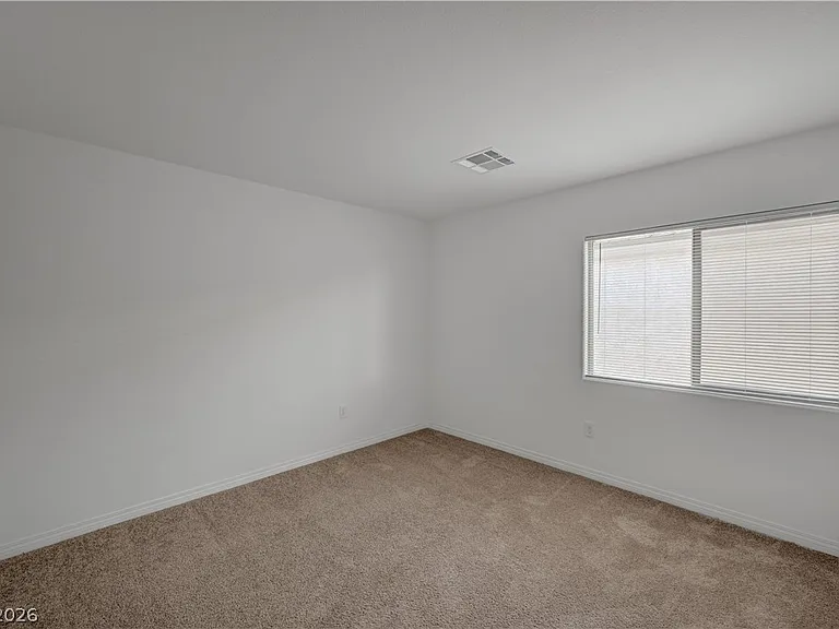 630 Great River Ave — Photo 45