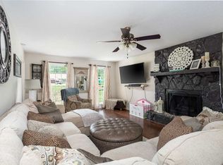 1728 Timbercrest Cir, Birmingham, AL 35235