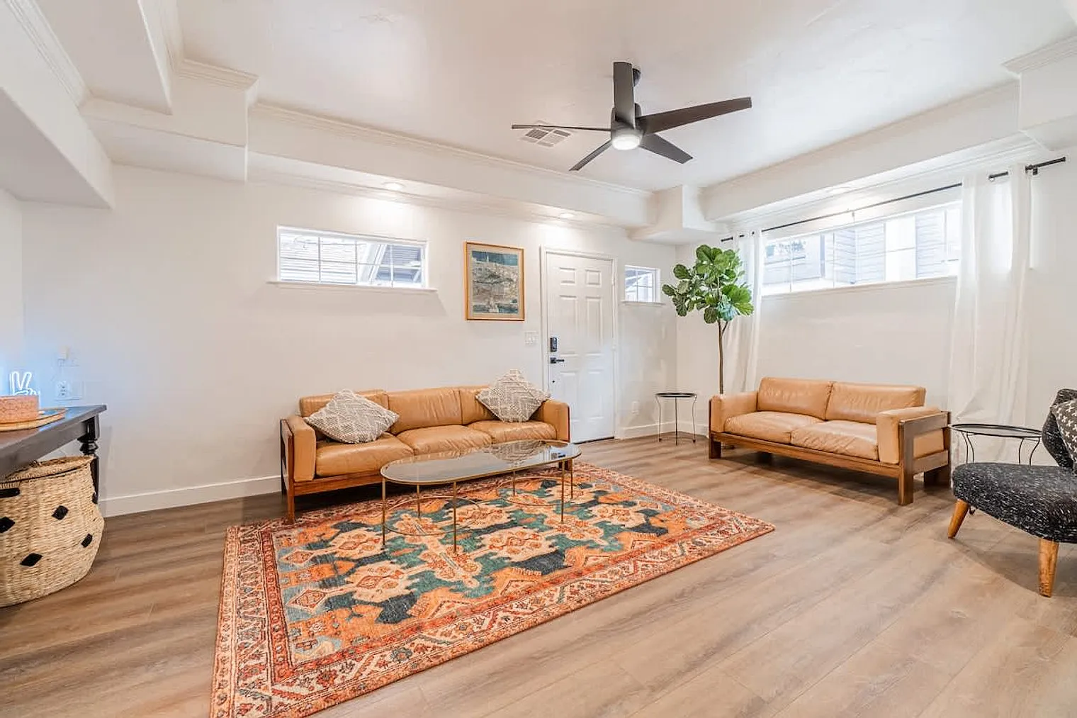 2 bed, 1.0 bath, 1496 sqft, $6,432 — Photo 1