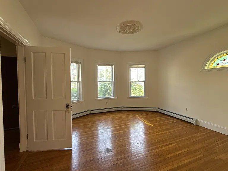 62 Park St #1 — Photo 22