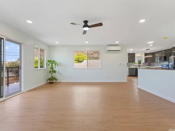 87-102 Kulaaupuni St #1, Waianae, HI 96792