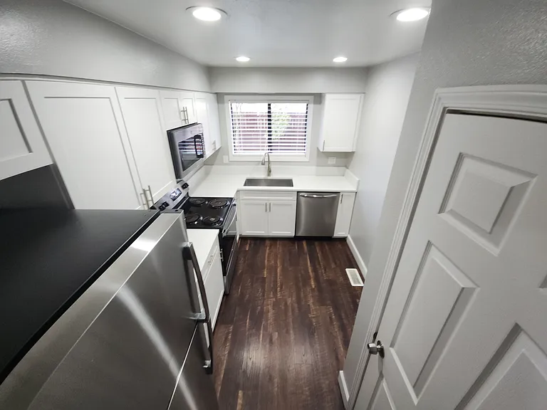 38 NE 143rd Ave — Photo 15