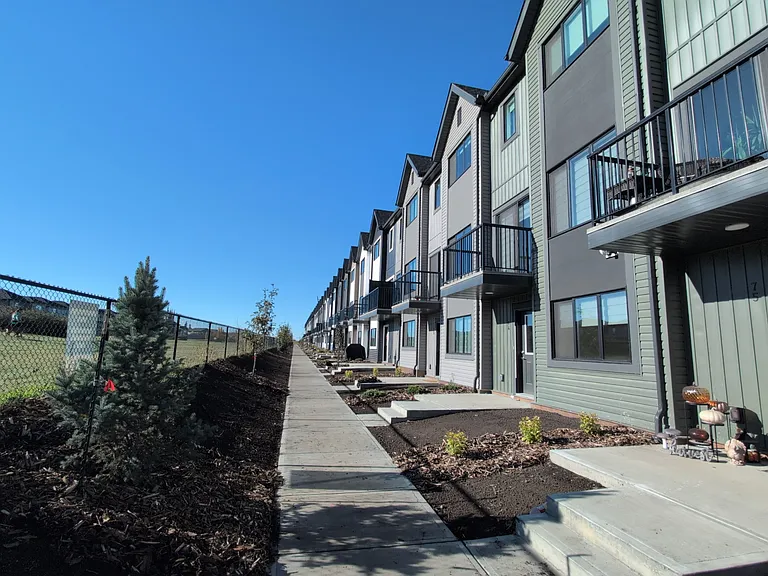 2035 Chalmers Way SW #90 — Photo 22