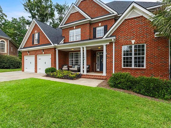 2nd image of 136 Hawks Ridge Ln