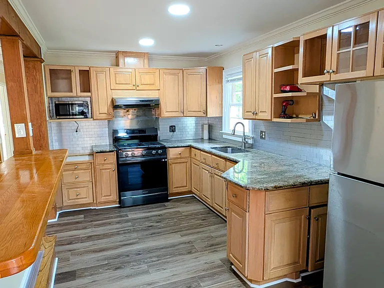 622 Northcrest Dr — Photo 4