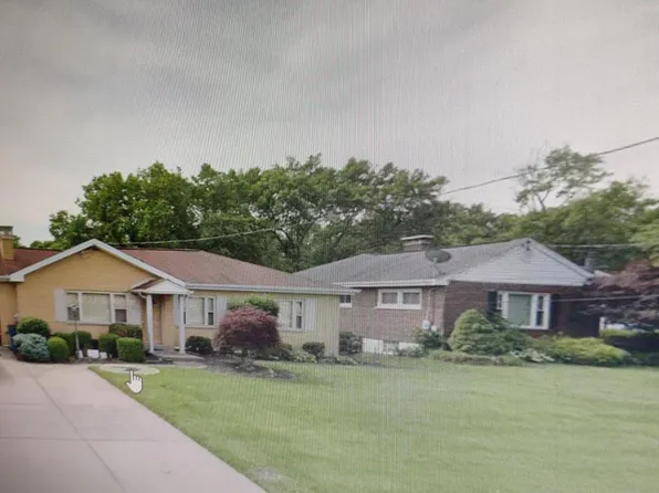 683 Meadow Ln, Taylor Mill, KY 41015