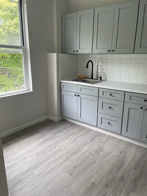 2 bed, $2,600 — Photo 2
