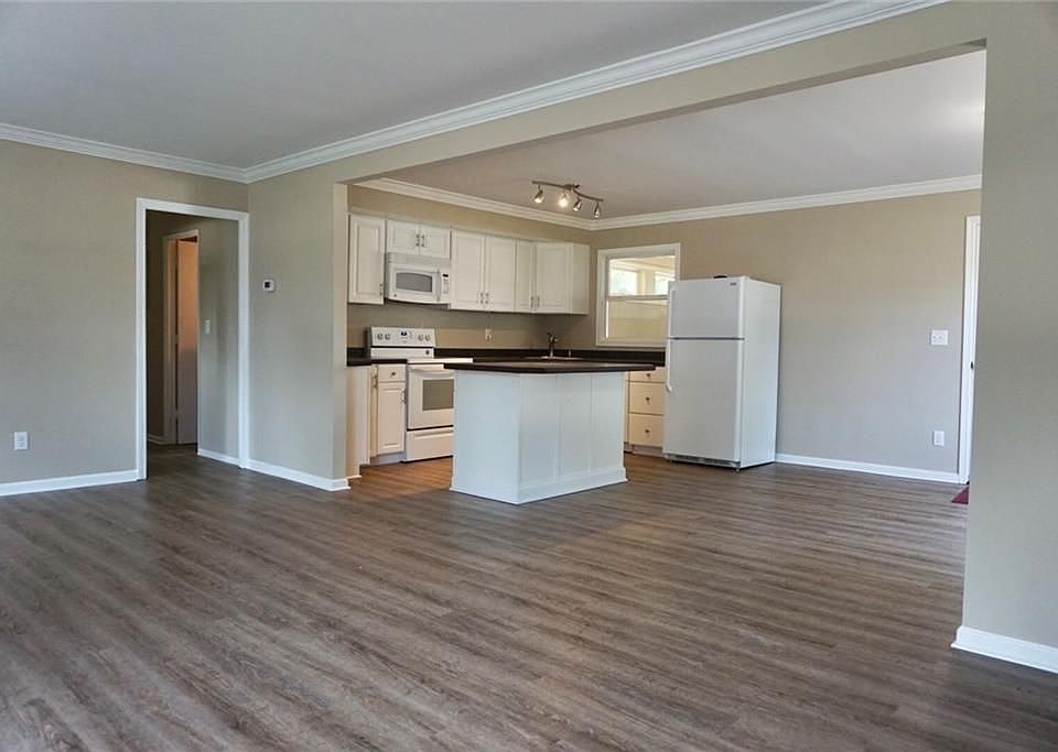 771 Bay Rd, ster, NY 14580 Zillow