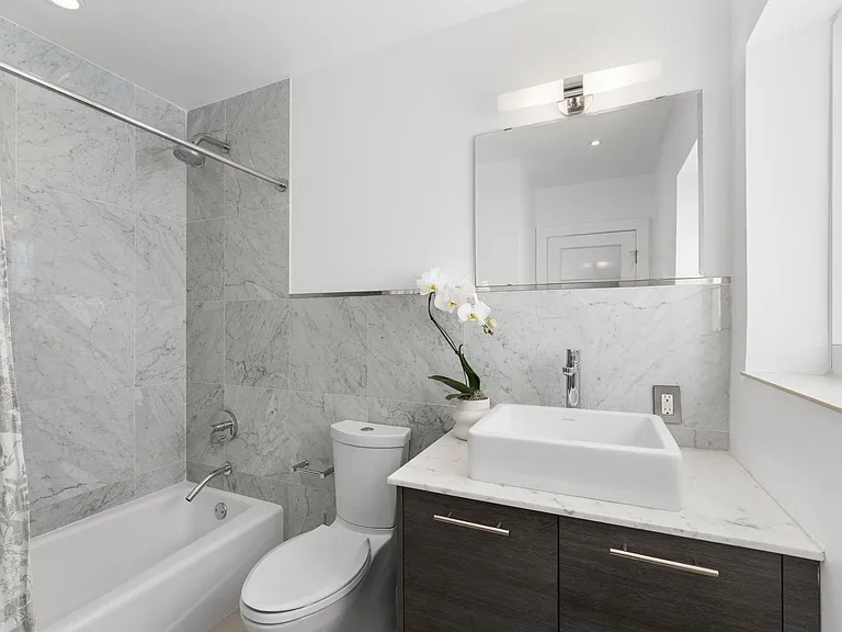 7901 Noremac Ave — Photo 14
