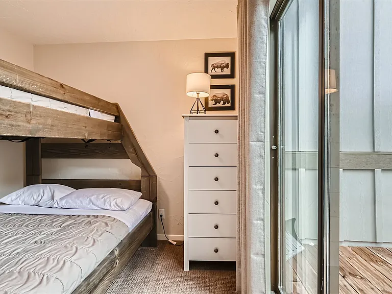 2nd floor Twin and Full