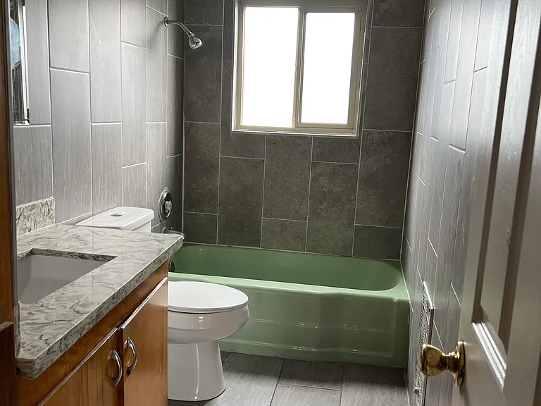1010 N 1st St #5 — Photo 3