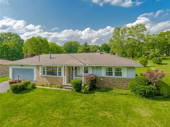 3331 Boyne Rd, Barberton, OH 44203