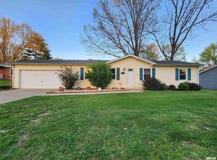 1000 S 34th St, Mount Vernon, IL 62864