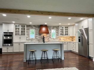 106 Ruth Ann Dr, Lucasville, OH 45648