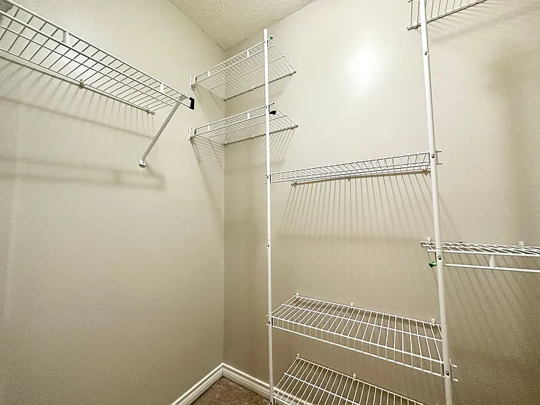 Parkview Apartments — Photo 45
