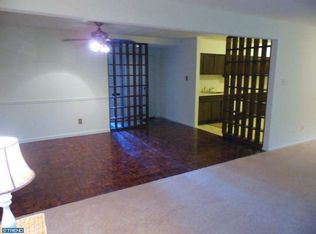 704 Raintree Ln, Malvern, PA 19355