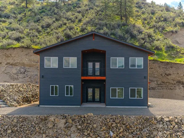 42840 N Buckhorn Dr, Davenport, WA 99122