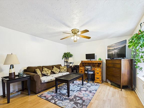 5th image of 600 N Montello St APT 3