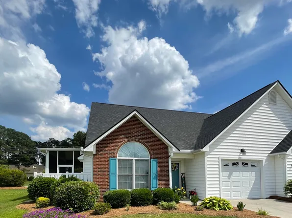110 Glenalmond Ct, Dunn, NC 28334
