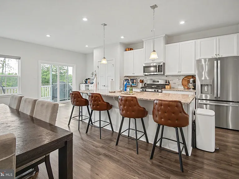 257 Sugar Maple Sq — Photo 8