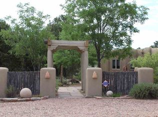 61 Principe De Paz, Santa Fe, NM 87508