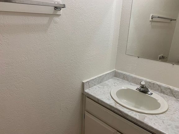 4th image of 6480 Ardilla Rd #1