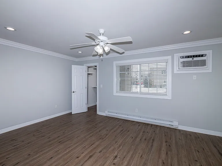 Fairfield Estates At Bohemia — Photo 26