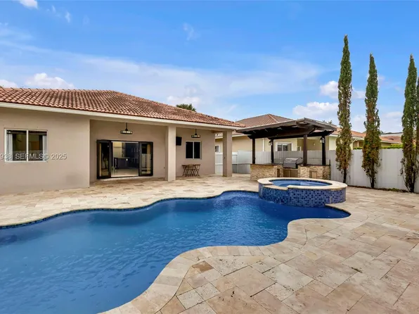 14001 SW 31st St #14001, Hollywood, FL 33027