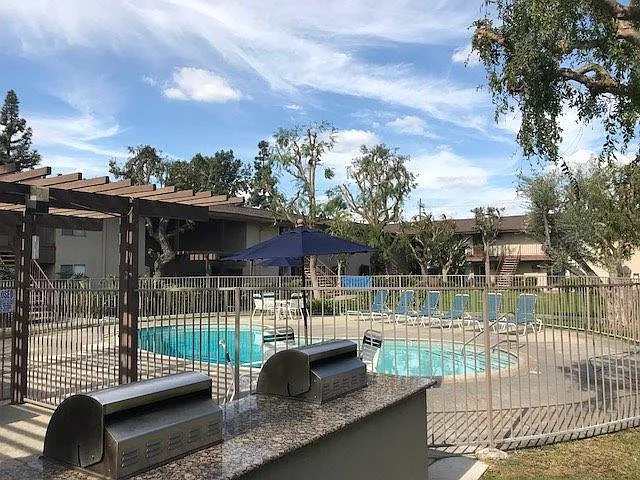 Colony Frontera — Photo 10